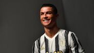 Equipamento principal da Juventus para 2020/21