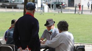Alimentação no idoso praticante de exercício físico