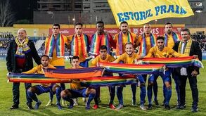 Homossexualidade no futebol: Associação ILGA atenta à situação