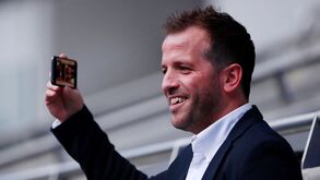 Van der Vaart: «Adorava ver João Félix no Barcelona»