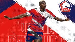 Victor Osimhen mais perto do Nápoles