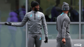 Mourinho pode perder Ndombélé para o Barcelona