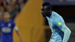 Liga vai decidir se permite reforço