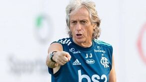 Imprensa brasileira revela valor que o Benfica terá de pagar para garantir Jorge Jesus