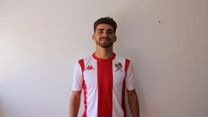 Jota oficializado como reforço do Leixões