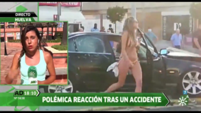 Mulher sofre acidente, sai do carro em biquíni e começa a dançar em frente da polícia