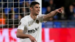 Gonçalo Guedes: estrela do Valencia pode servir como “balão de oxigénio” para o clube