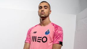FC Porto apresenta terceiro equipamento para a próxima época