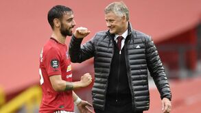 Solskjaer revela telefonema a Cristiano Ronaldo para pedir conselhos sobre Bruno Fernandes