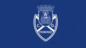 Estágio do Feirense será em casa