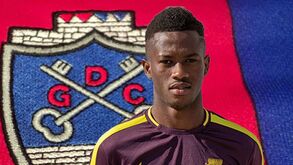 Sangaré rescinde com o Chaves por mútuo acordo