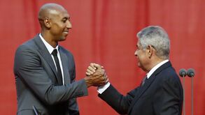 SOS Luisão: Jorge Jesus quer antigo capitão do Benfica perto do balneário