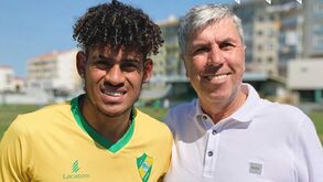 Anthony Sosa assina pelo Mafra