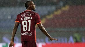 Medina deixa Chaves e ruma ao Qarabag do Azerbaijão