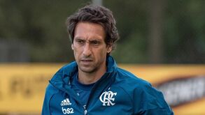 João de Deus despede-se do Flamengo: «Sem o meu treinador os sorrisos não seriam possíveis»