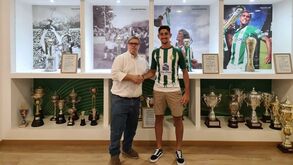 Rodrigo Pereira assina pelo V. Setúbal