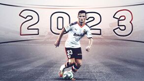 Valencia anuncia renovação de Hugo Guillamón