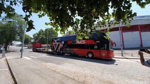GNR no Estádio do Aves: autocarro rebocado e vários bens arrestados