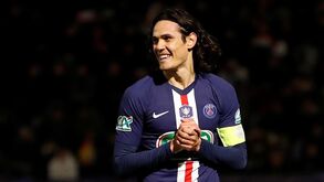 Cavani não será jogador do Benfica