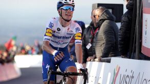 João Almeida segundo na 1.ª etapa da Volta a Burgos