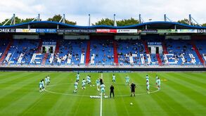 Na Holanda até já se fazem treinos com adeptos nas bancadas