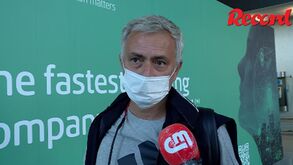 «Um bocado seco para mim...»: jogadores do Crystal Palace cozinharam para Vieira e treinador não perdoou