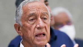 Marcelo Rebelo de Sousa lamenta grave acidente com alfa pendular em Soure