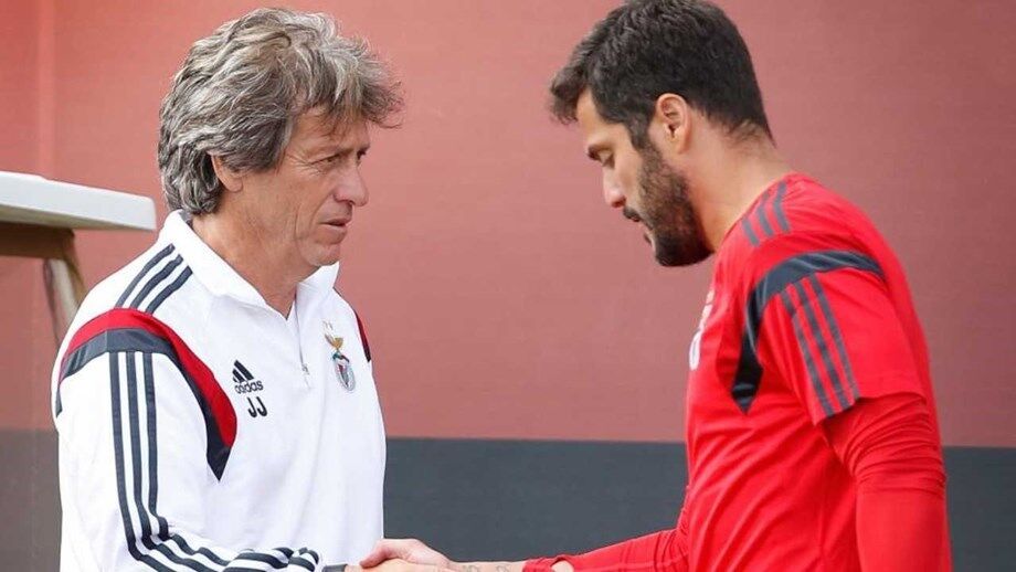 «Se o Brasil fizesse isto não levava 7!»: quando Júlio César ouviu 'dica' de Jorge Jesus