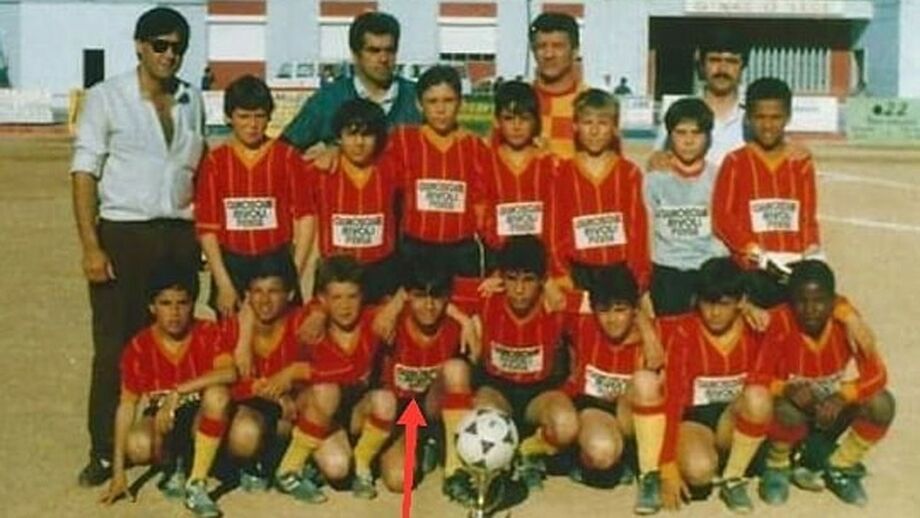 Nélson Veríssimo, em baixo, jogou no União Povoense