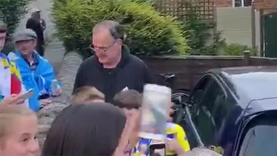 Astro argentino foi confrontado por alguns 'socceroos' nos corredores do estádio