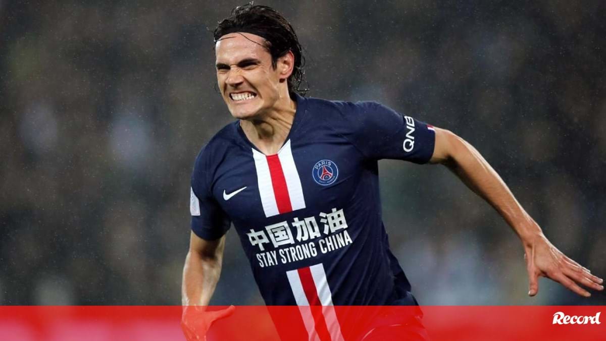 Mercado: Cavani viaja para fechar negócio com o Benfica num dia agitado em Alvalade – Mercado