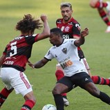 Flamengo perde no arranque do Brasileirão no 1.º jogo oficial da era pós-Jorge Jesus