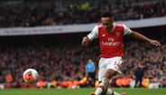 11.º Pierre-Emerick Aubameyang (Arsenal) - 22 golos (44 pontos)