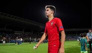 Médio de 20 anos tem o Chelsea interessado na sua contratação