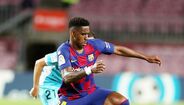 Junior Firpo - Custou 12 milhões e não aproveitou as oportunidades.