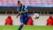 Vidal - Fica livre em 2021.