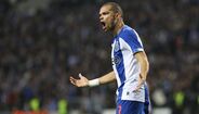 25. Pepe - Expulsões: 12
