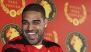 Adriano no Flamengo poucos anos depois