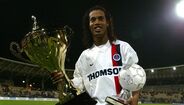 Ronaldinho (2001-2003)