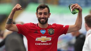 Bruno Fernandes eleito melhor jogador do mês da Premier League