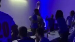 Festa portista com cânticos polémicos