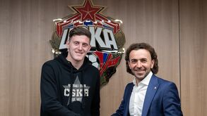 CSKA Moscovo confirma contratação de avançado que estava na mira do Benfica