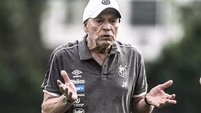 Jesualdo Ferreira despedido do Santos