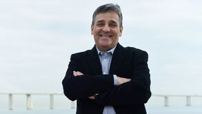 Antigo técnico de Gilberto deixa elogios ao lateral 