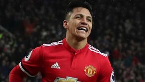 Alexis Sánchez ganhou quase 32 mil euros por cada toque na bola pelo Man. United