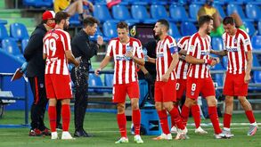 Casos positivos de Covid-19 no At. Madrid: afinal, como prossegue o protocolo da UEFA?