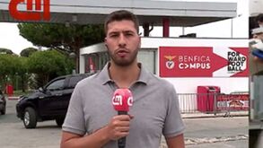 O dia em que Pelé e Maradona se juntaram para dar toques de cabeça