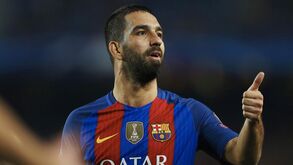 Arda Turan critica Ernesto Valverde: «Fez-me sentir insignificante»
