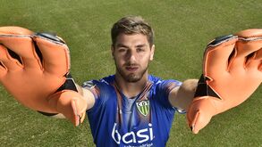 Cláudio Ramos assina hoje pelo FC Porto