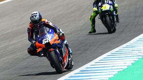 Valentino Rossi elogia KTM e dá exemplo de Miguel Oliveira